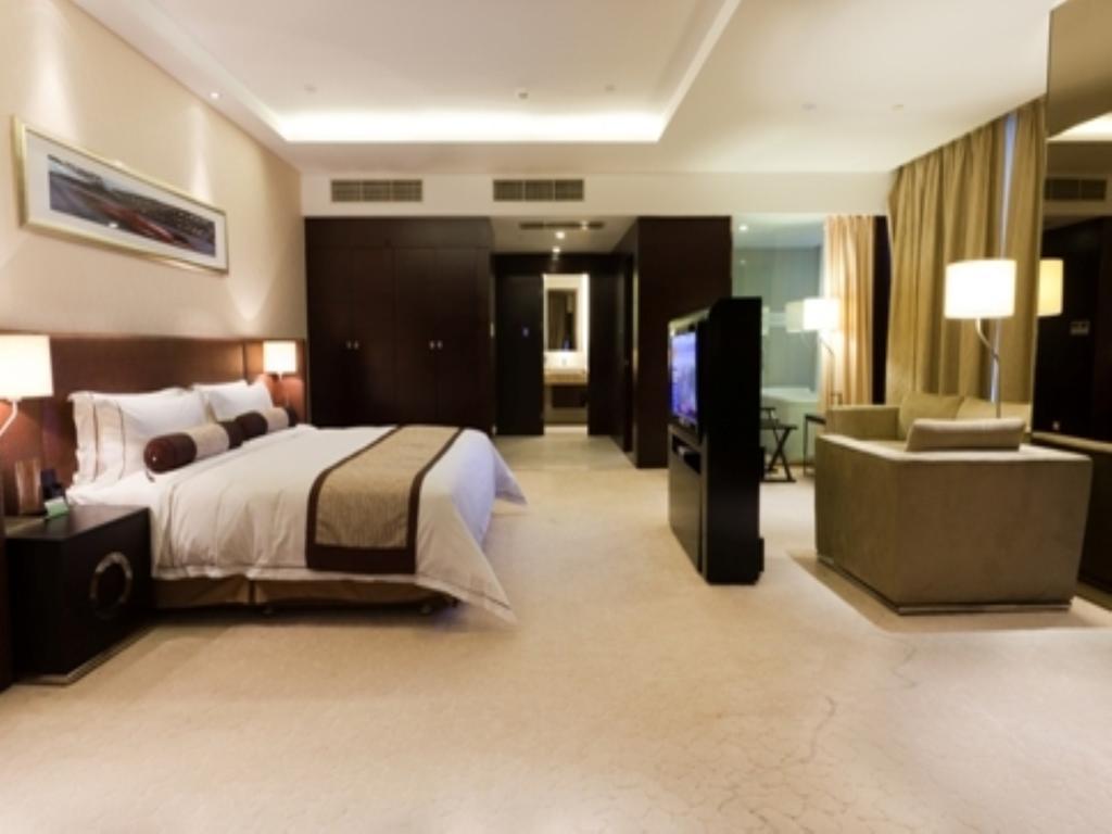 Jiazheng International Energy Hotel Huaqiao  Εξωτερικό φωτογραφία